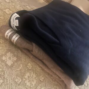 Lot 2 Peter Millar Classic Navy and Tan Sweaters